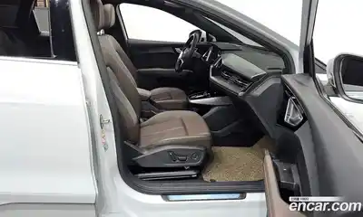 Audi Q4 e-tron 2022 0.2 гидро в Москве № 204361, миниатюра 11