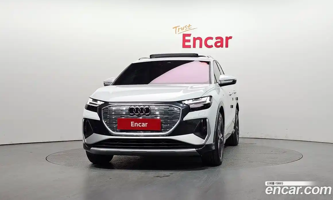 Audi Q4 e-tron 2022 0.2 гидро в Москве № 204361, фото 3