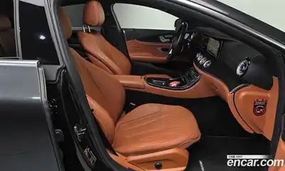 Mercedes-Benz CLS-Class 2022 2.0 гидро в Москве № 204447, миниатюра 11