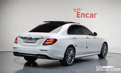 Mercedes-Benz E-Class 2020 2.0 гидро, миниатюра 2