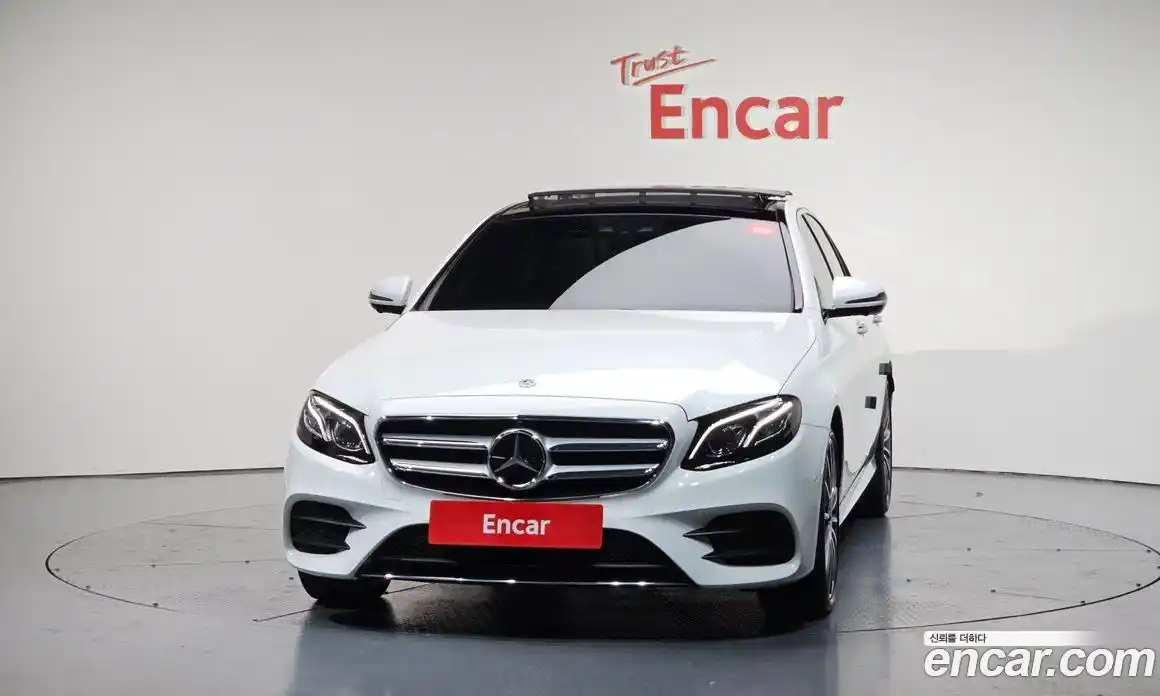Mercedes-Benz E-Class 2020 2.0 гидро, фото 3