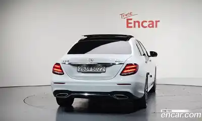 Mercedes-Benz E-Class 2020 2.0 гидро, миниатюра 4