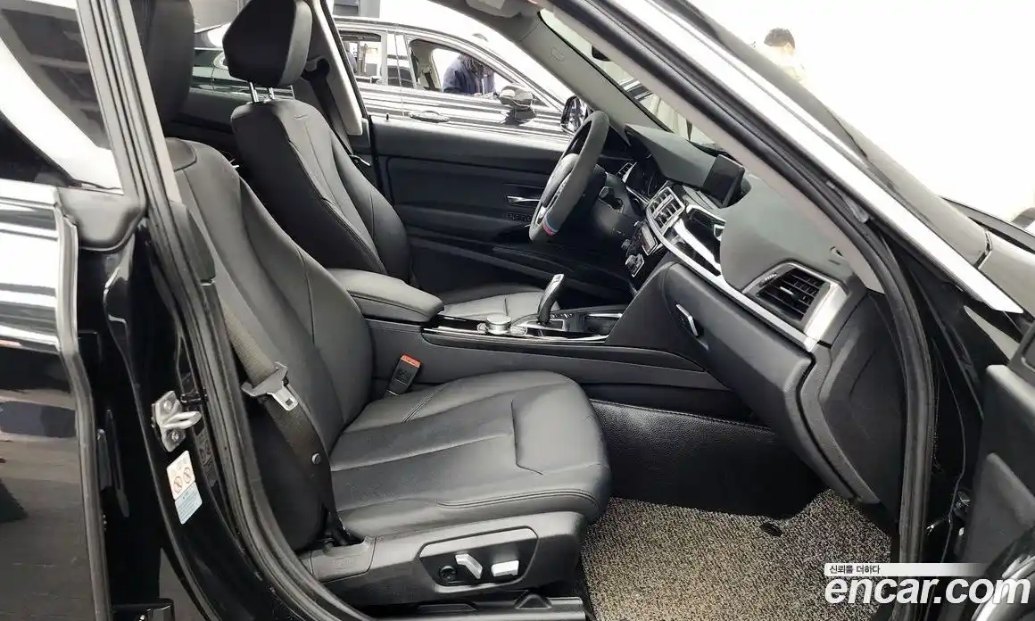 BMW 3-Series 2019 2.0 Автомат в Москве № 209121, фото 11