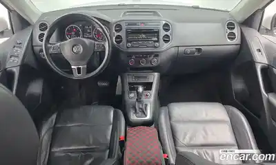 Volkswagen Tiguan 2015 2.0 гидро в Москве № 210246, миниатюра 7
