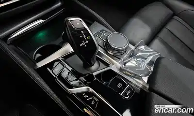 BMW 5-Series 2023 2.0 гидро в Москве № 211014, миниатюра 9