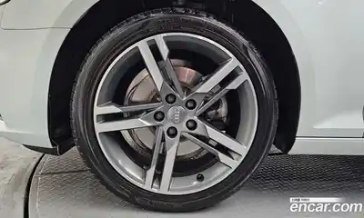 Audi A4 2019 2.0 гидро в Москве № 212378, миниатюра 5