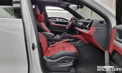 Porsche Cayenne 2025 3.0 гидро в Москве № 213056, миниатюра 11