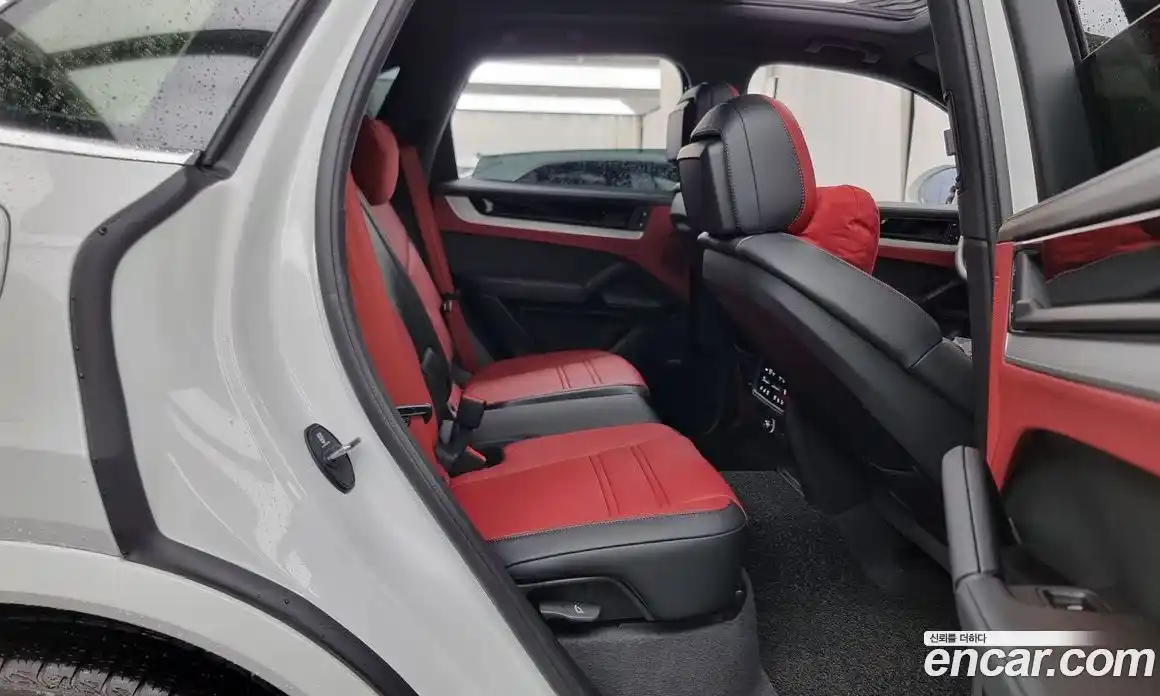 Porsche Cayenne 2025 3.0 гидро в Москве № 213056, фото 12