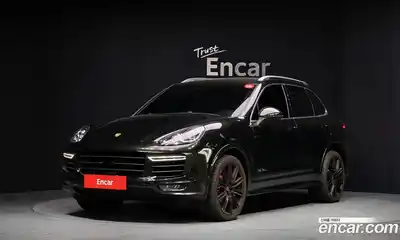Porsche Cayenne, 2015