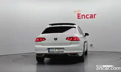 Volkswagen Passat 2021 2.0 гидро в Москве № 214884, миниатюра 4