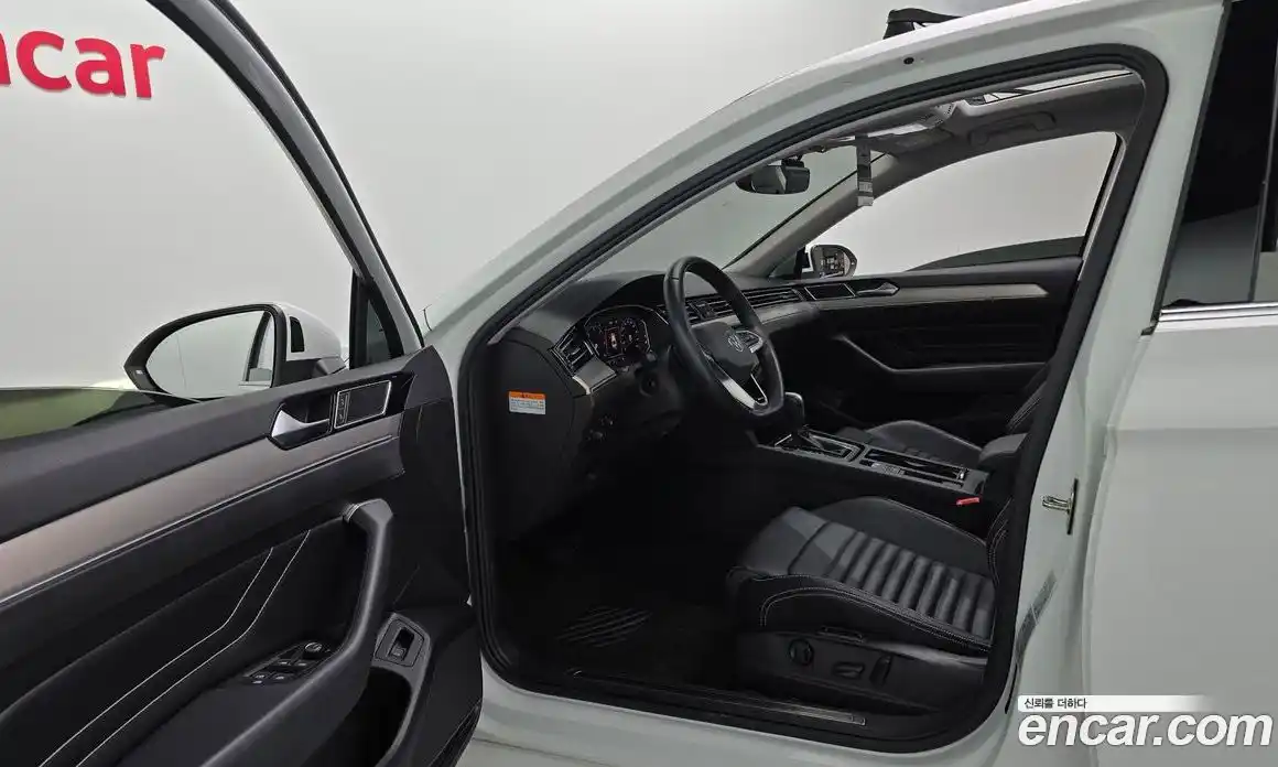 Volkswagen Passat 2021 2.0 гидро в Москве № 214884, фото 10