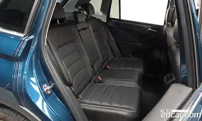 Volkswagen Tiguan 2024 2.0 гидро в Москве № 214905, миниатюра 12