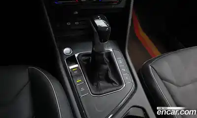 Volkswagen Tiguan 2024 2.0 гидро в Москве № 214905, миниатюра 9