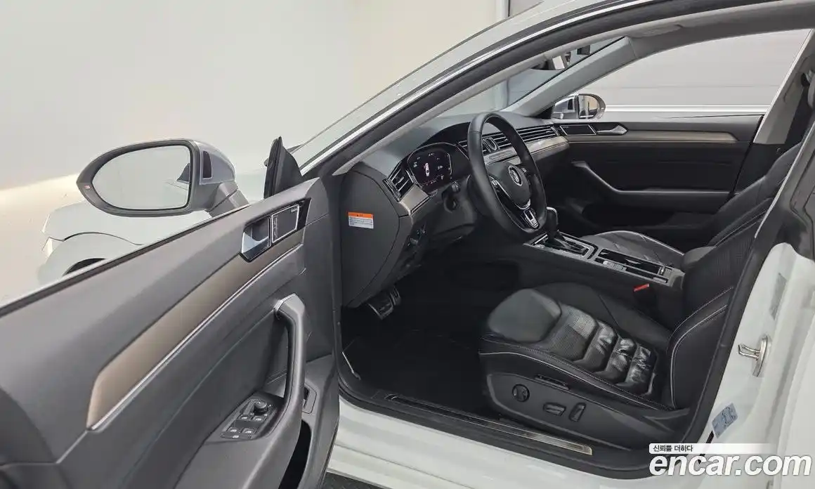 Volkswagen Arteon 2020 2.0 гидро в Москве № 215151, фото 11