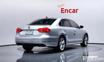 Volkswagen Passat 2014 2.0 гидро в Москве № 215213, миниатюра 2