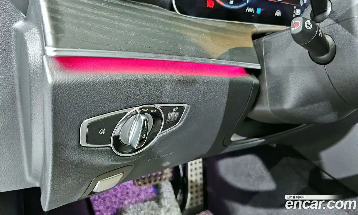 Mercedes-Benz E-Class 2022 1.9 гидро, фото 15
