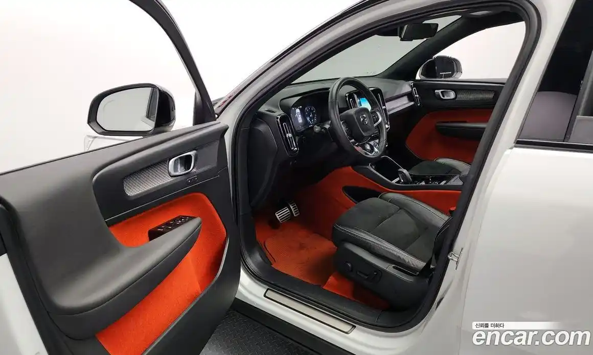Volvo XC40 2021 2.0 гидро в Москве № 227891, фото 10