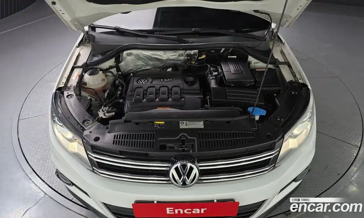 Volkswagen Tiguan 2016 2.0 гидро в Москве № 228569, фото 6