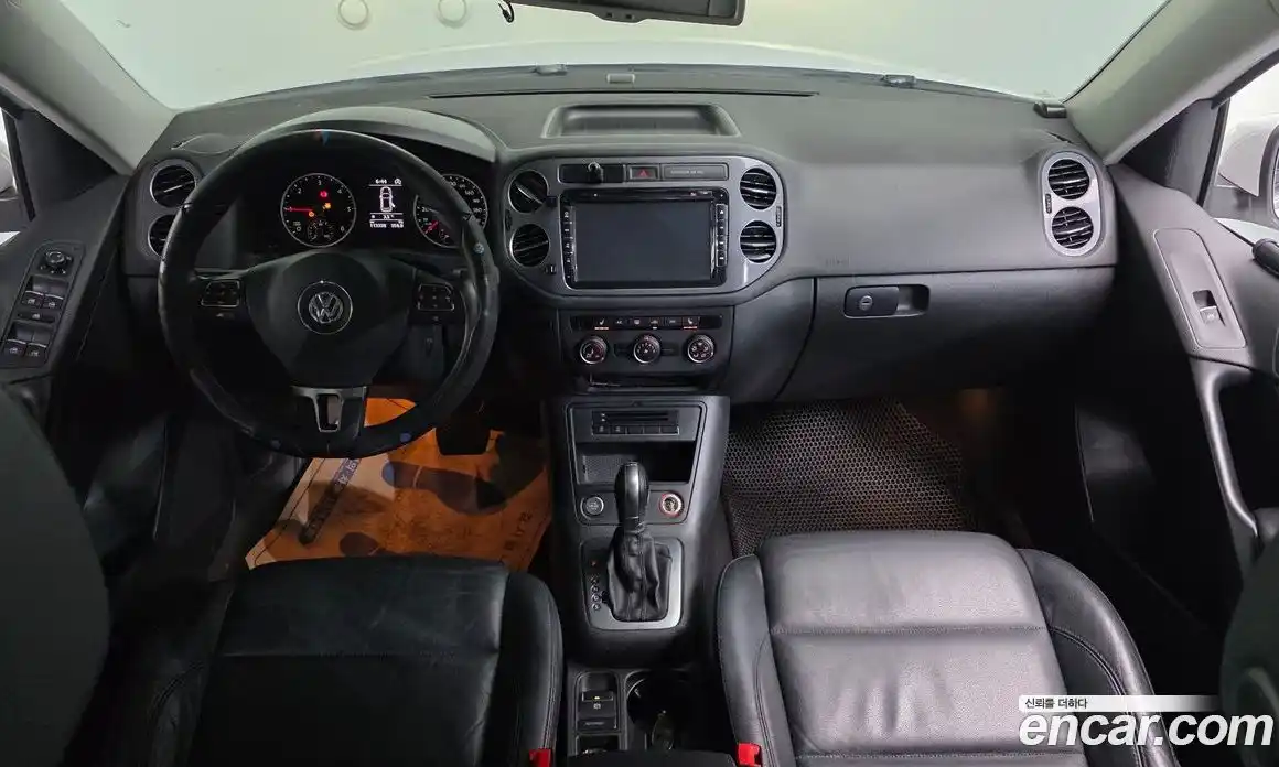 Volkswagen Tiguan 2016 2.0 гидро в Москве № 228569, фото 7