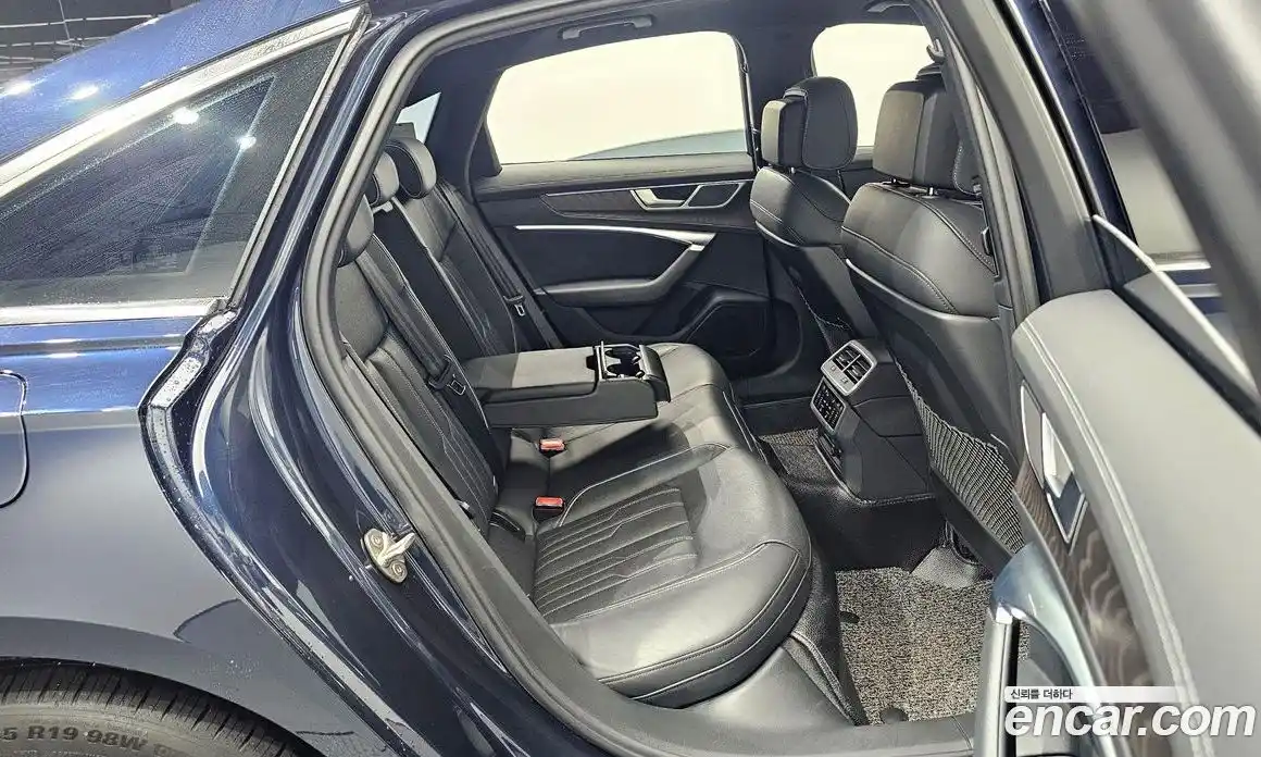 Audi A6 2022 2.0 гидро в Москве № 229880, фото 11