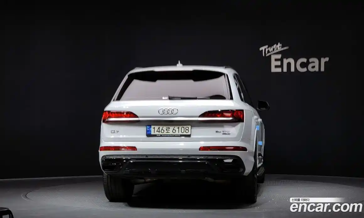 Audi Q7 2021 3.0 гидро в Москве № 230130, фото 4