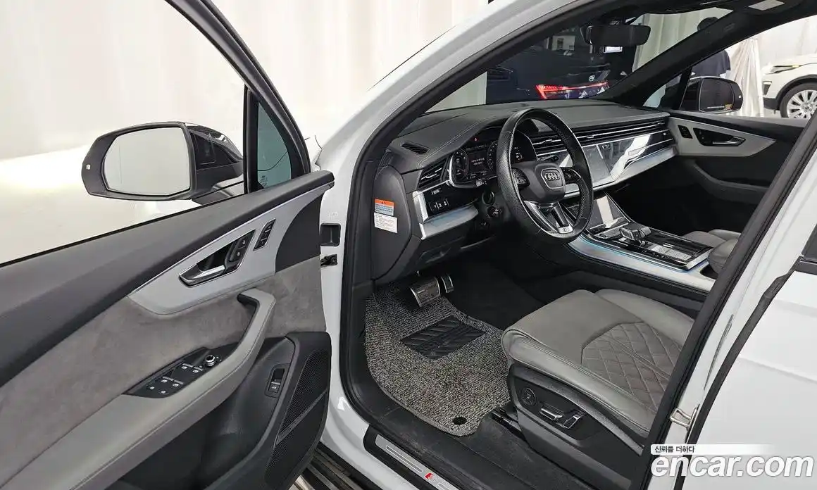 Audi Q7 2021 3.0 гидро в Москве № 230130, фото 10