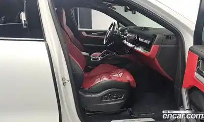 Porsche Cayenne 2024 3.0 гидро в Москве № 230943, миниатюра 11