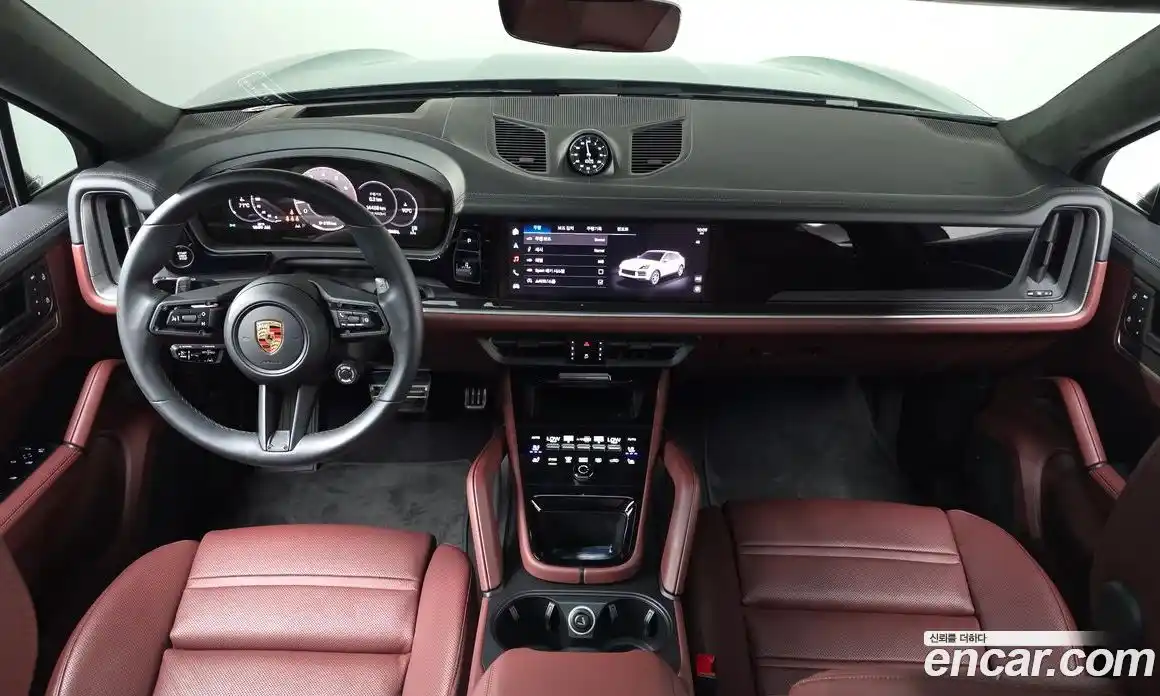 Porsche Cayenne 2024 3.0 гидро в Москве № 230952, фото 6