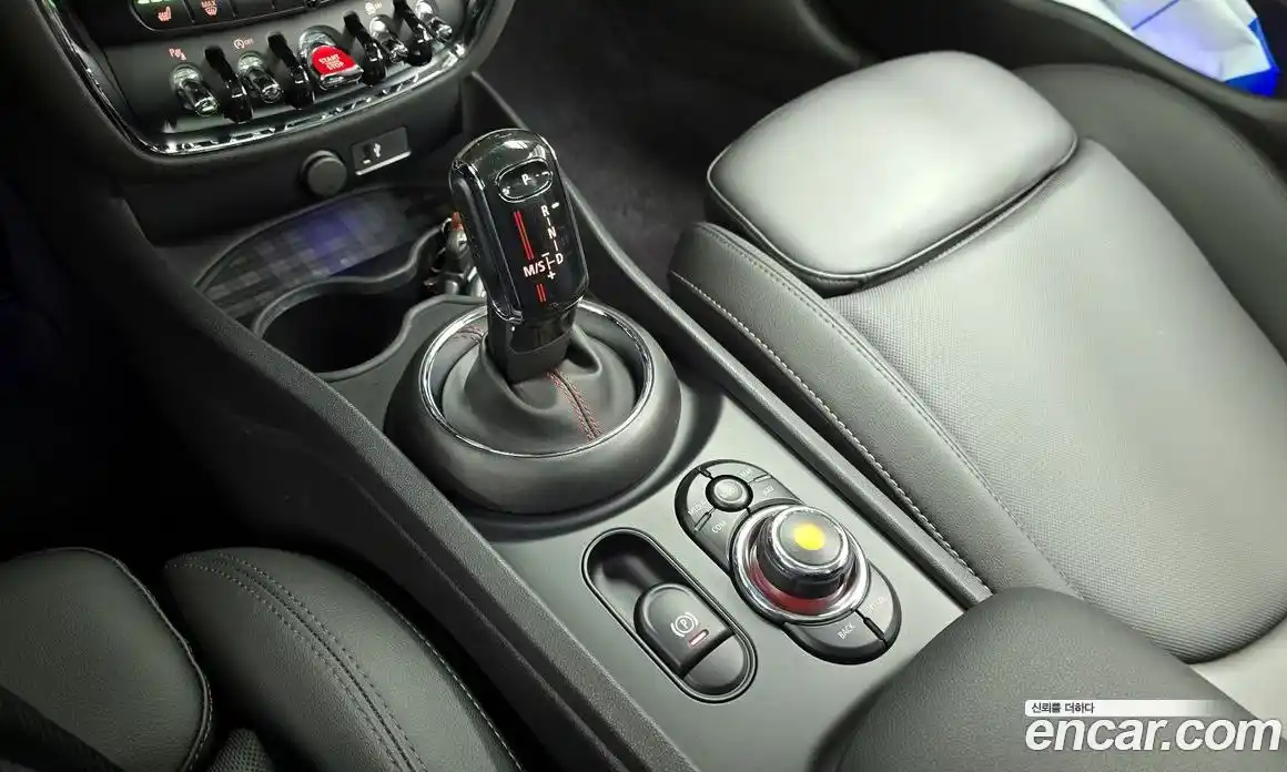 Mini Clubman 2021 2.0 гидро в Москве № 231426, фото 9