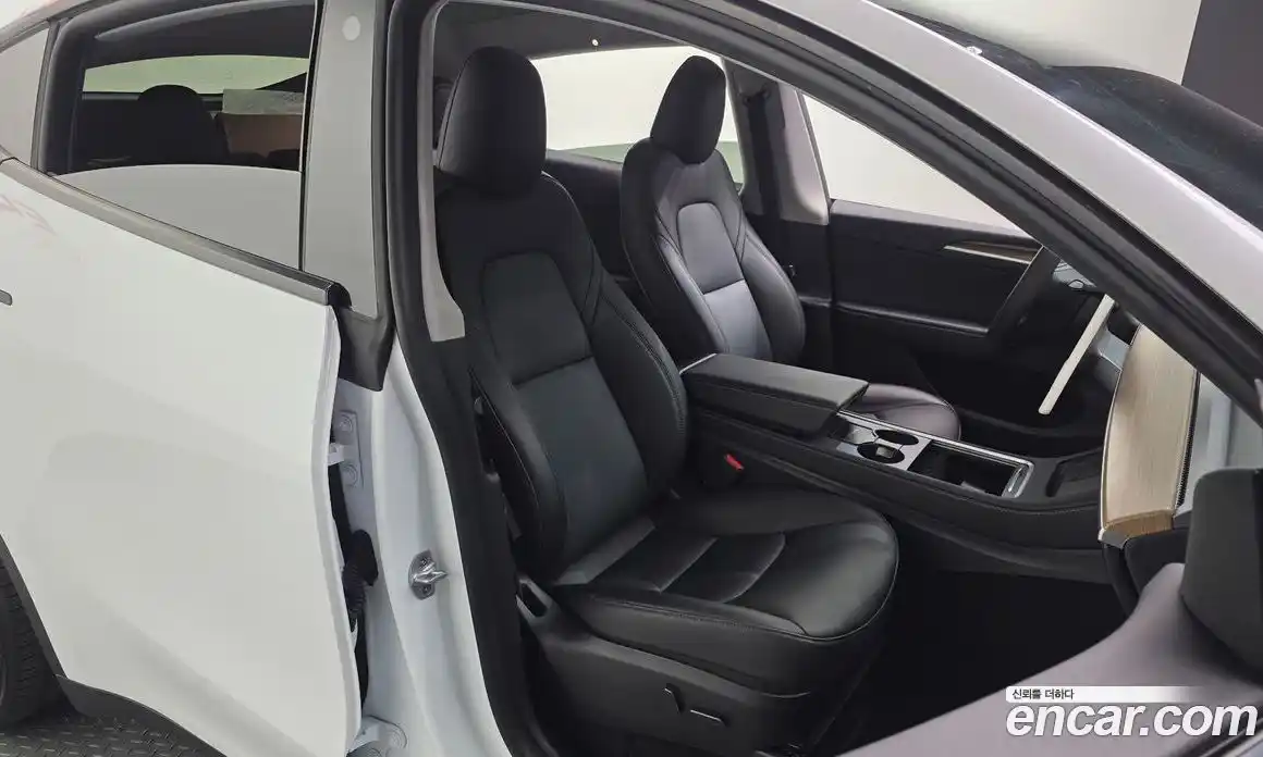 Tesla Model Y 2023 0.2 гидро в Москве № 231704, фото 12