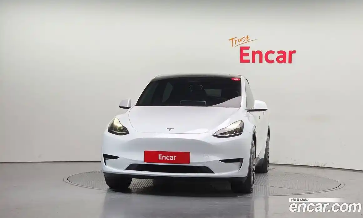 Tesla Model Y 2023 0.2 гидро в Москве № 231704, фото 3