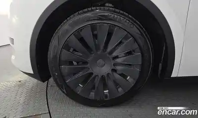 Tesla Model Y 2023 0.2 гидро в Москве № 231704, миниатюра 5