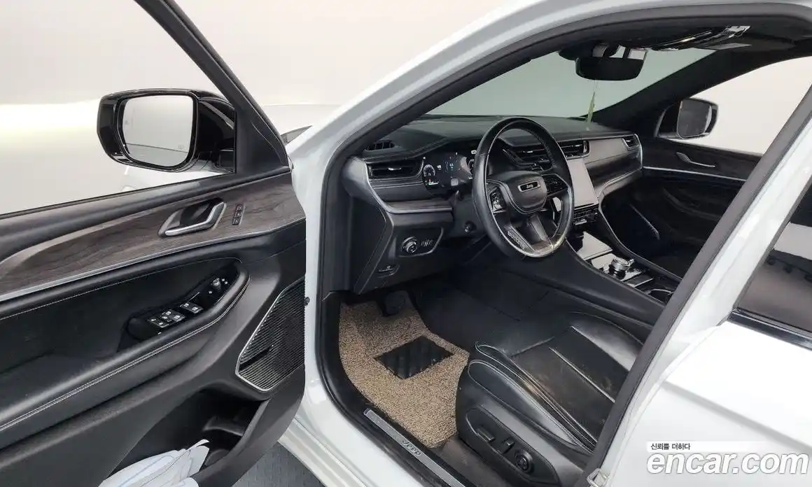 Jeep Cherokee 2021 3.6 гидро в Москве № 232446, фото 10