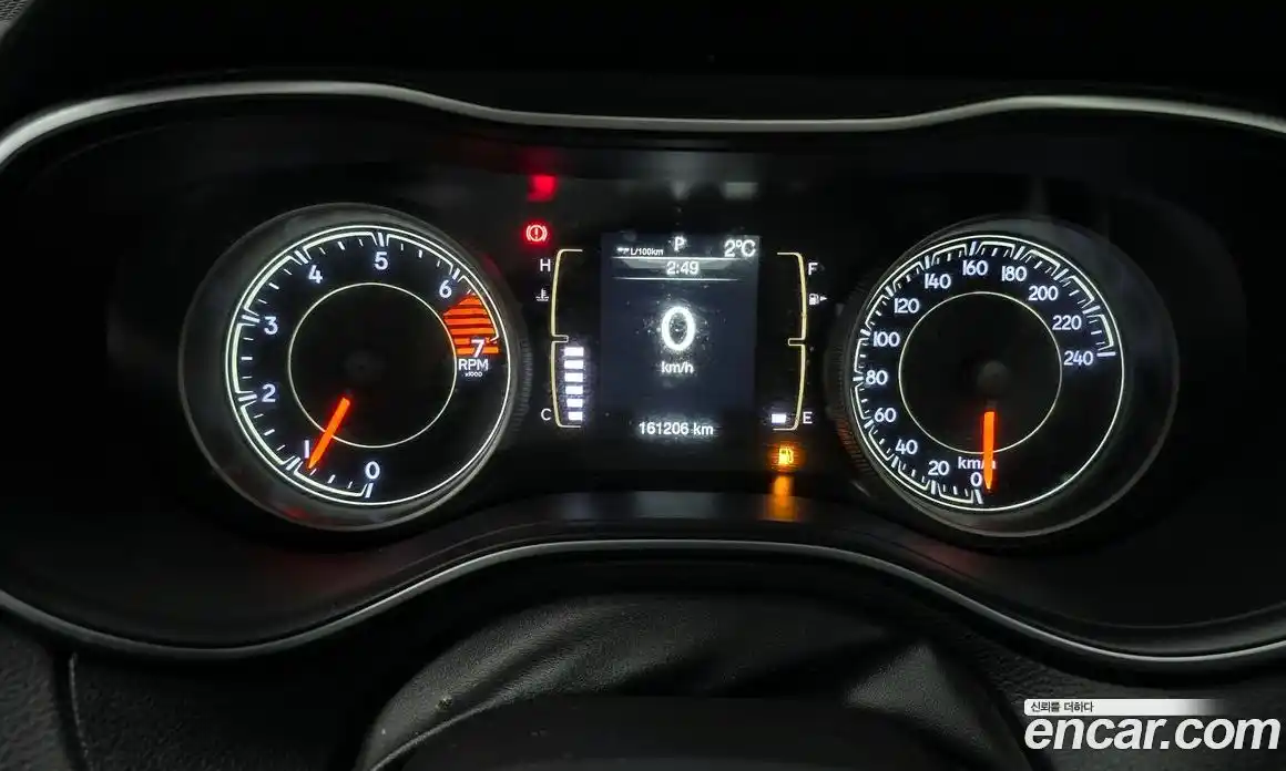 Jeep Cherokee 2019 2.4 гидро в Москве № 232736, фото 8