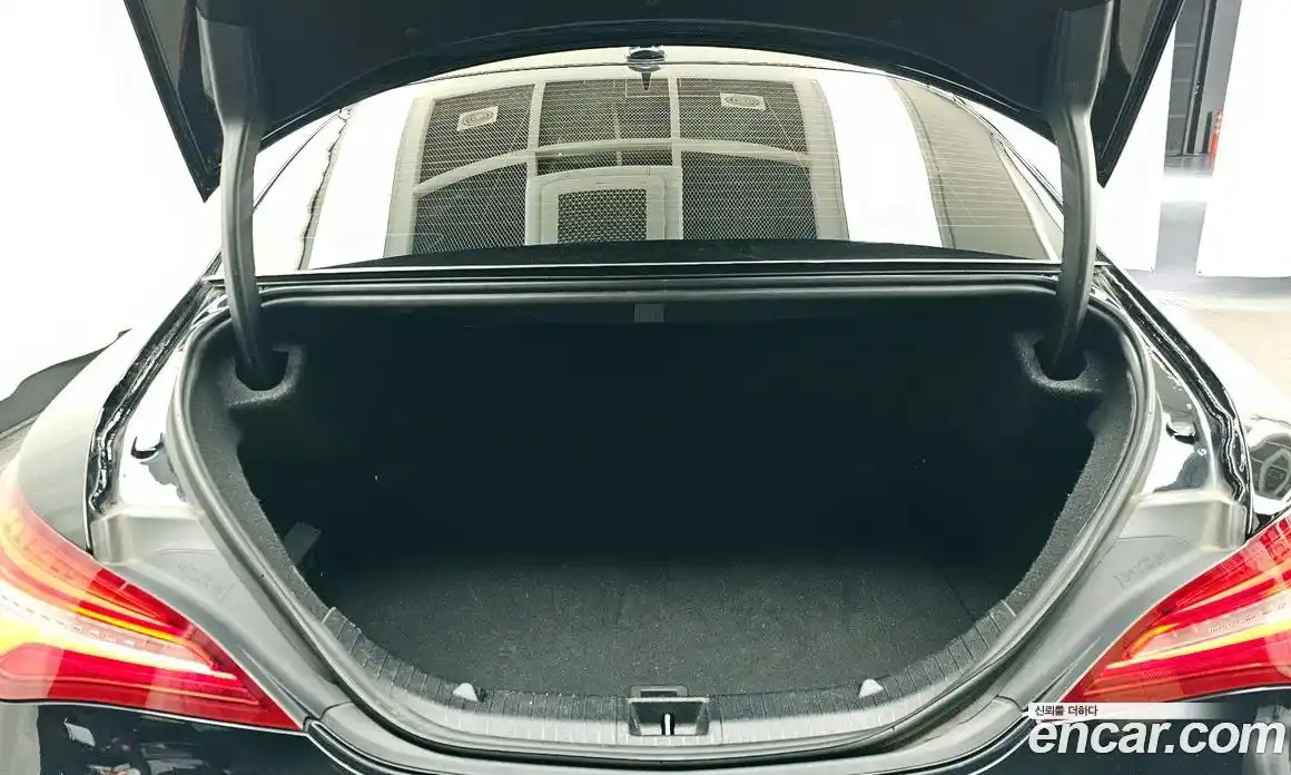 Mercedes-Benz CLA-Class 2017 2.0 гидро в Москве № 241351, фото 20