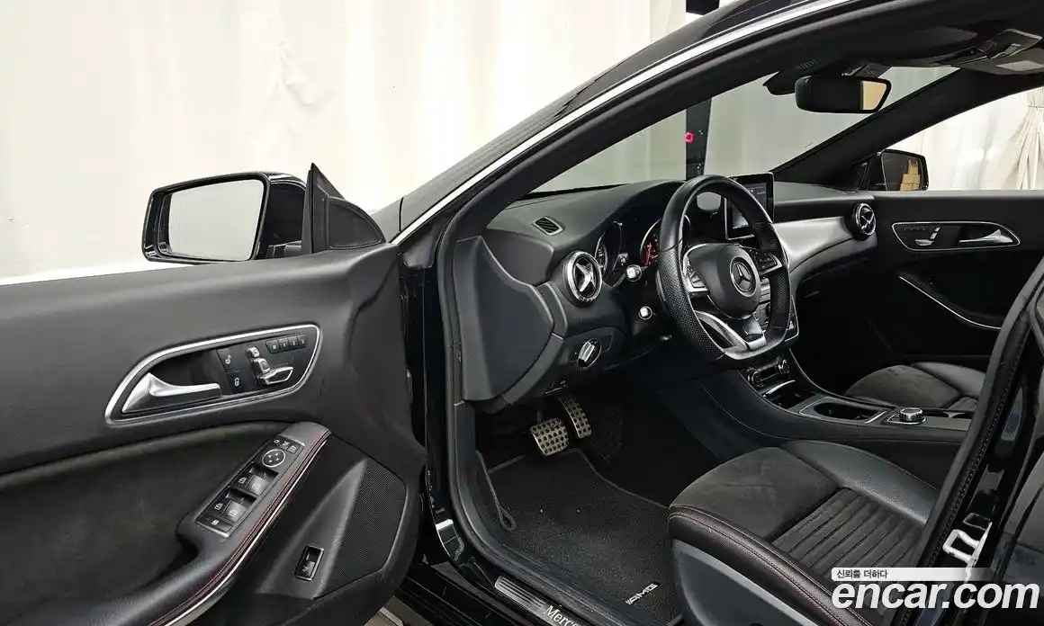 Mercedes-Benz CLA-Class 2017 2.0 гидро в Москве № 241351, фото 10