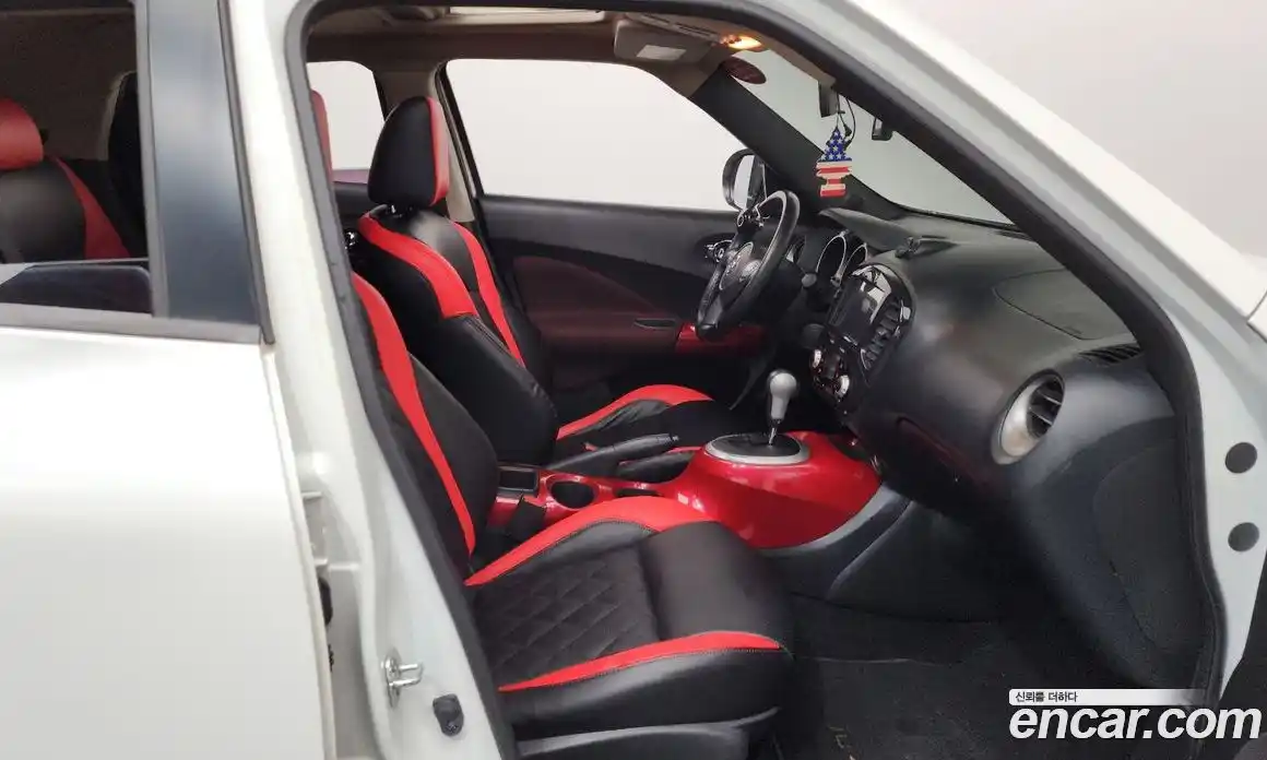 Nissan Juke 2014 1.6 гидро в Москве № 242000, фото 11