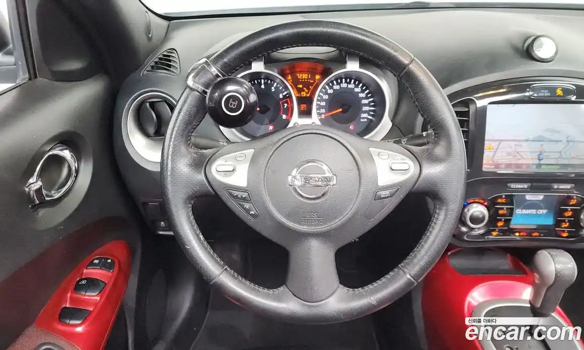 Nissan Juke 2014 1.6 гидро в Москве № 242000, фото 13