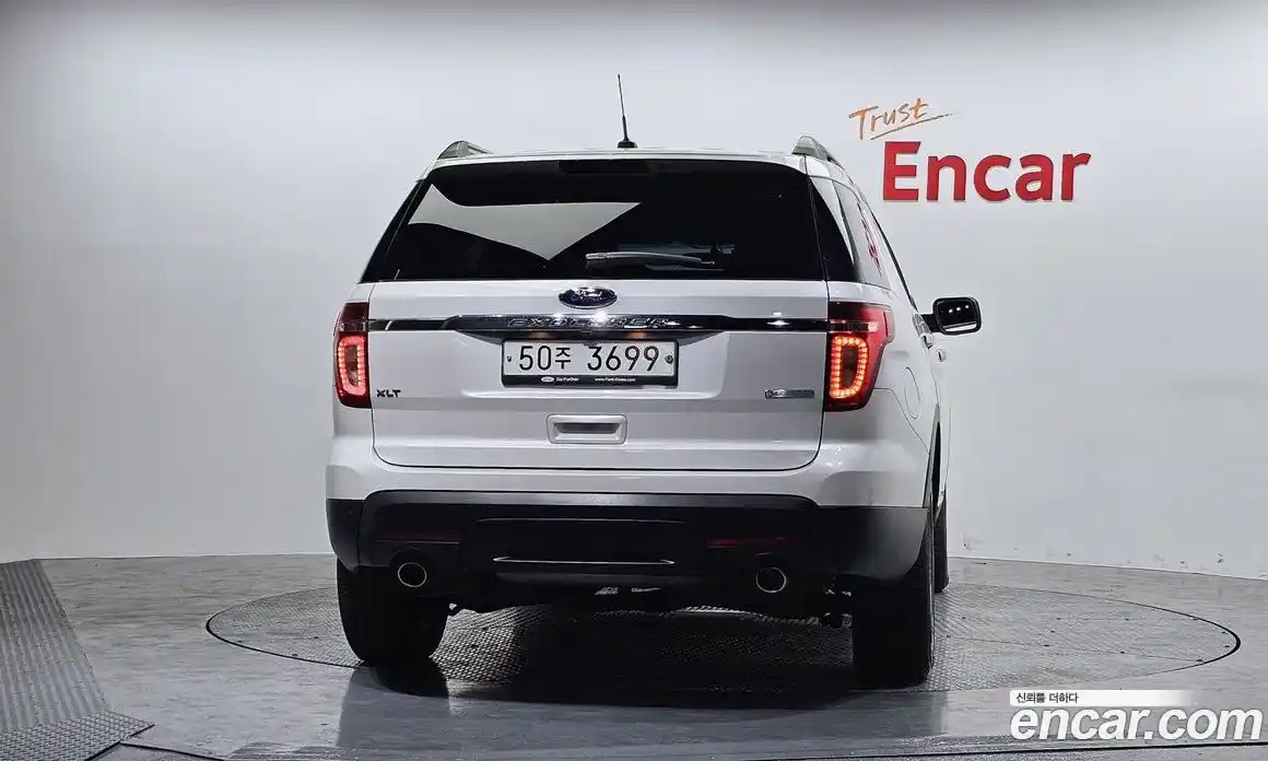 Ford Explorer 2015 2.0 гидро в Москве № 255605, фото 4