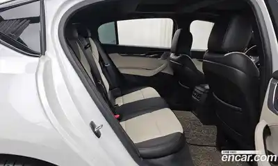 Cadillac CT5 2023 2.0 гидро в Москве № 256371, миниатюра 12
