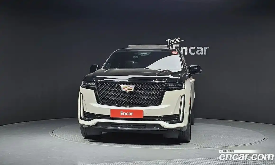 Cadillac Escalade 2021 6.2 гидро в Москве № 256442, фото 3