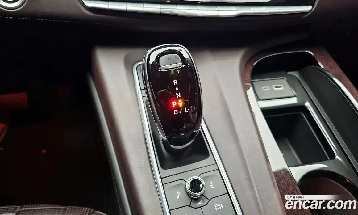 Cadillac Escalade 2021 6.2 гидро в Москве № 256442, фото 9