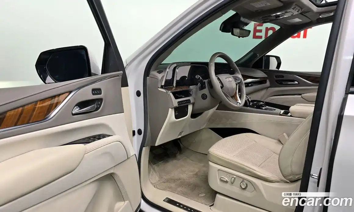Cadillac Escalade 2022 6.2 гидро в Москве № 256458, фото 11