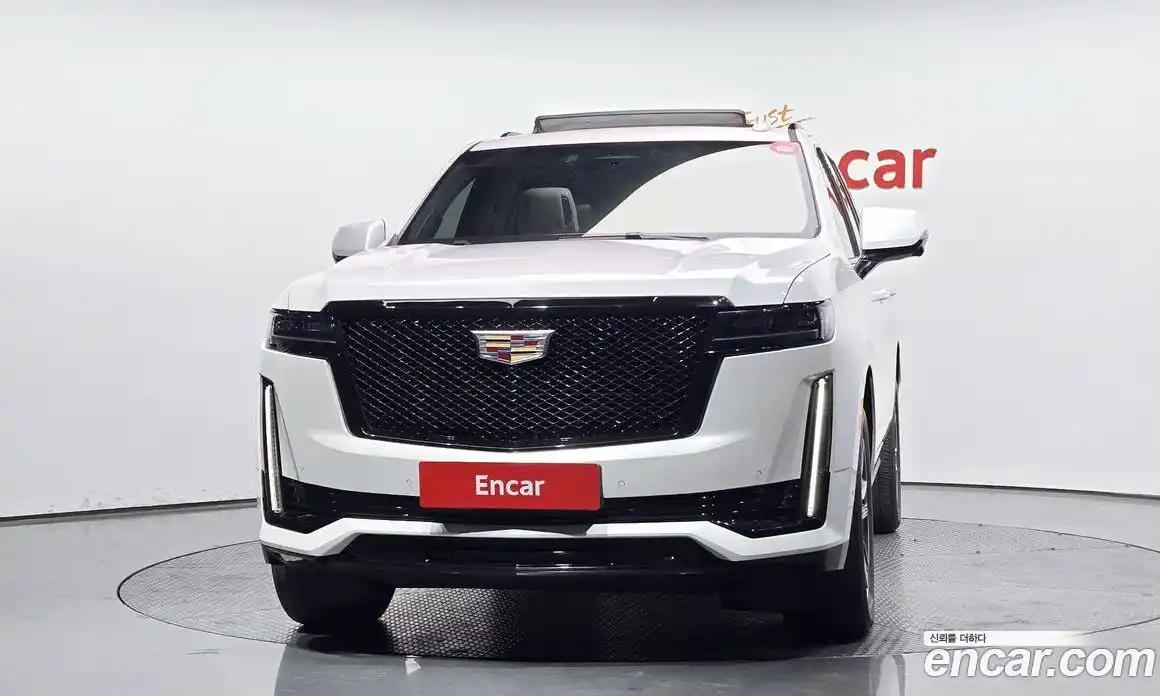 Cadillac Escalade 2022 6.2 гидро в Москве № 256458, фото 3