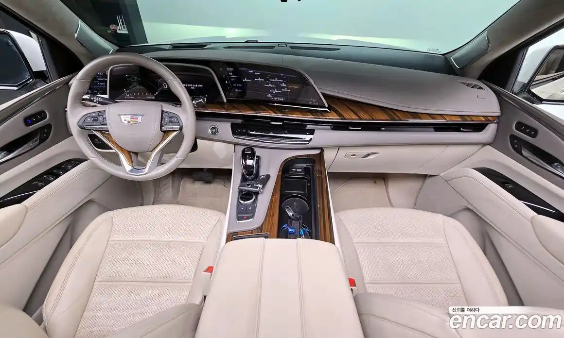 Cadillac Escalade 2022 6.2 гидро в Москве № 256458, фото 7