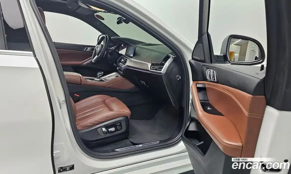 BMW X6 2023 3.0 гидро в Москве № 258043, фото 10