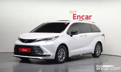 Toyota Sienna, 2024