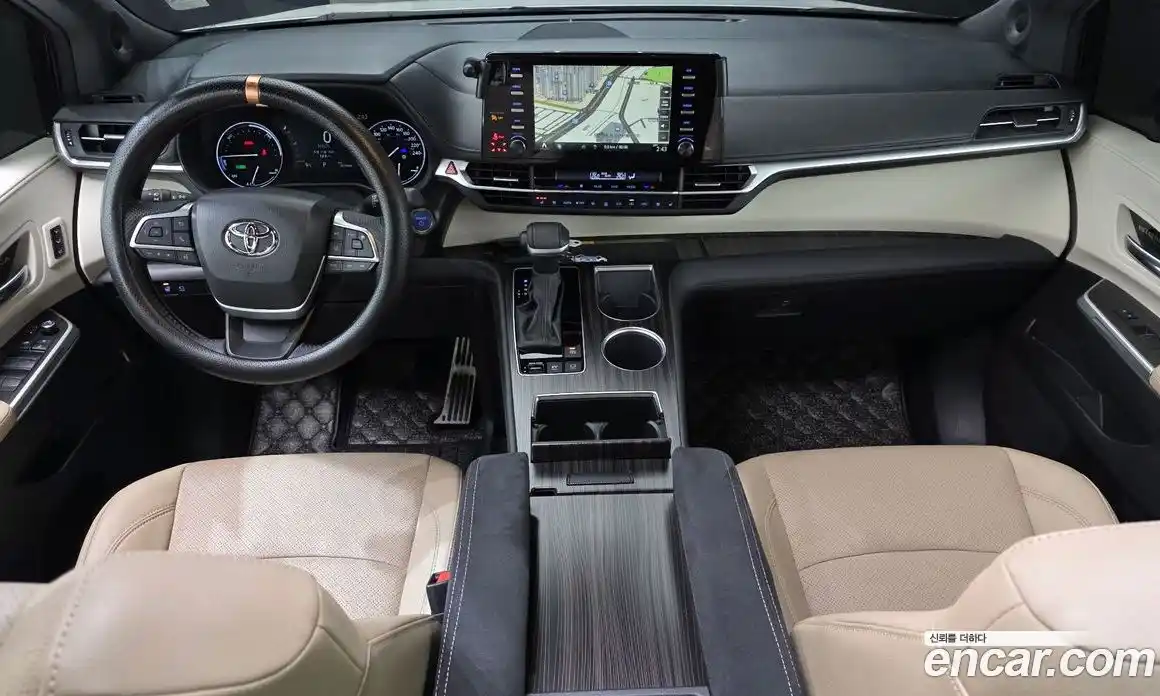Toyota Sienna 2024 2.5 гидро в Москве № 271198, фото 7