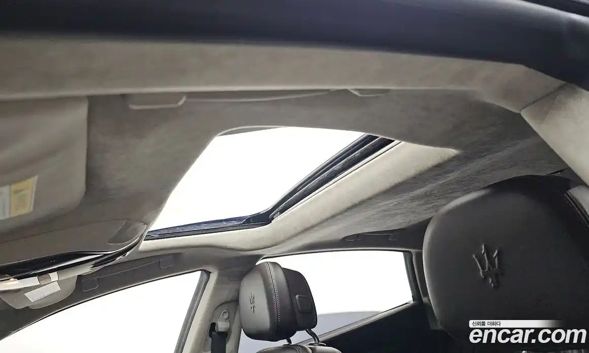 Maserati Quattroporte 2017 3.0 гидро в Москве № 282301, фото 18