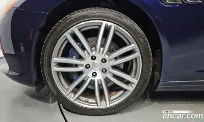 Maserati Quattroporte 2017 3.0 гидро в Москве № 282301, миниатюра 5